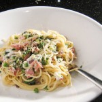 Pasta with ricotta and zucchini-
