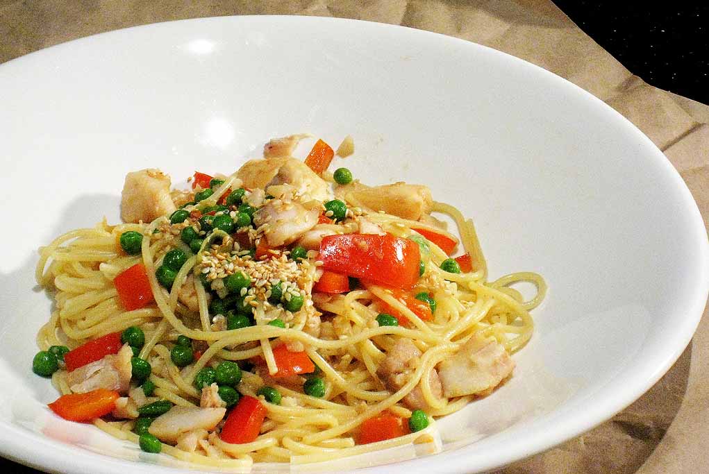 Stir-fried ginger fish with spaghetti