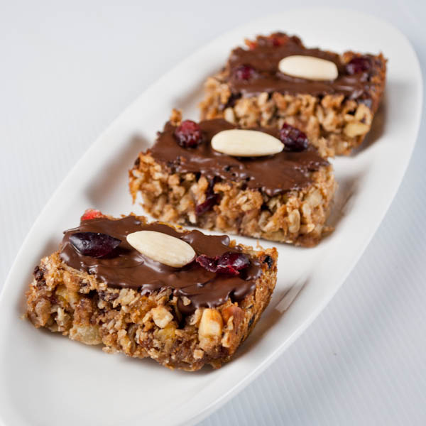 Cashew & Apricot Granola Bars 