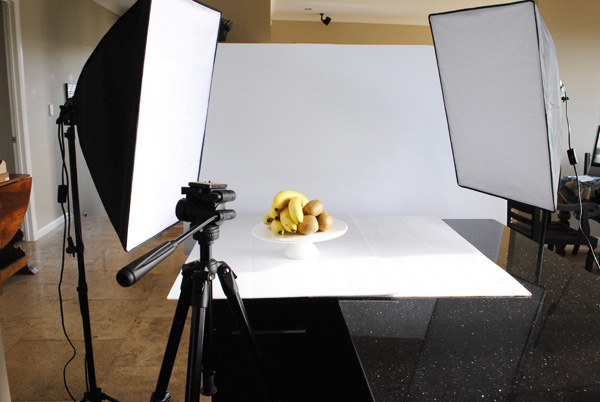 Photography & lighting set up on white core board