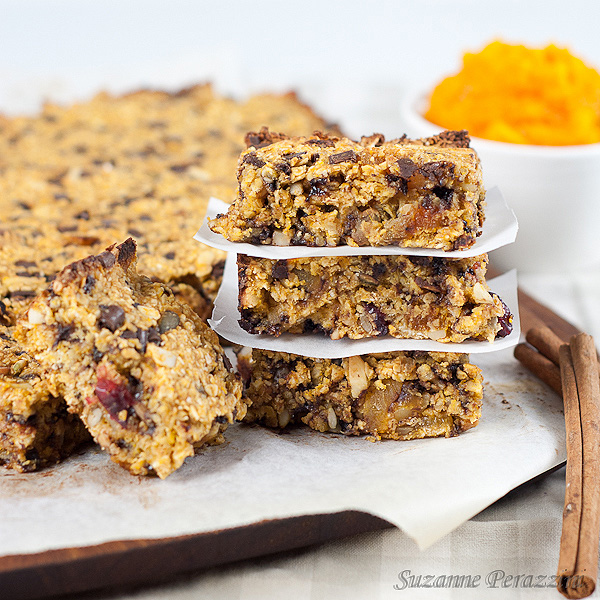 Pumpkin, Almond, Chocolate Granola Bars – fat and gluten free