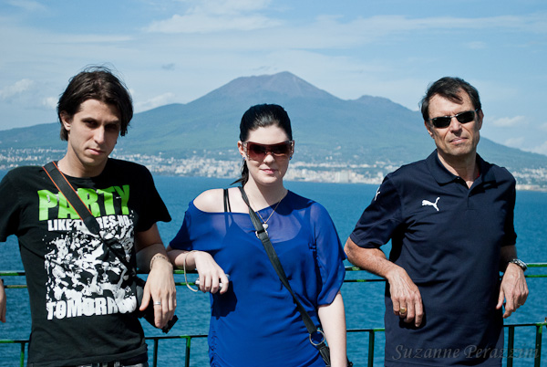 Dario, Alex and Adriano in front of the Gulf of Naples