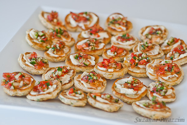 Pikelets with tomato mix