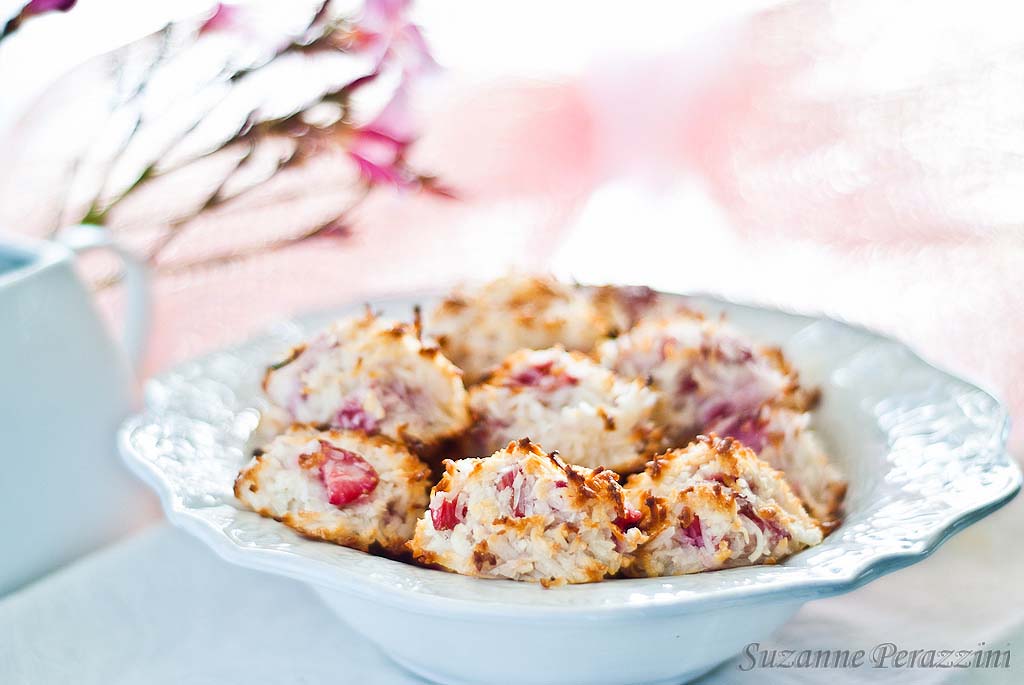 Strawberry, Coconut Macaroons 