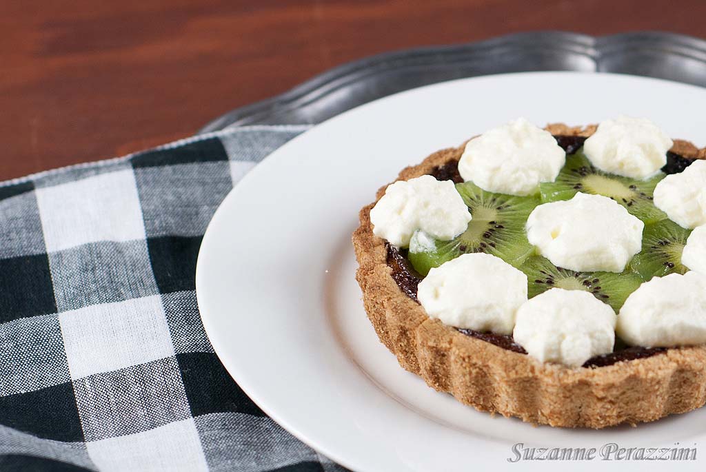 Rich mascarpone kiwifruit custard tart which is gluten-free and low FODMAP.