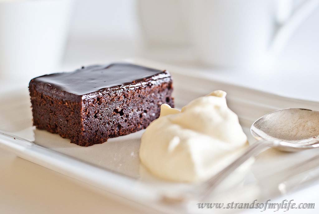 Chocolate Brownies - gluten-free and low FODMAP