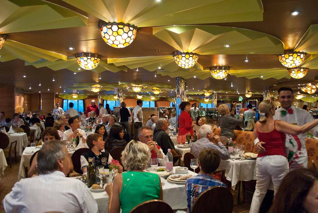 The main dinning room on the Costa Luminosa