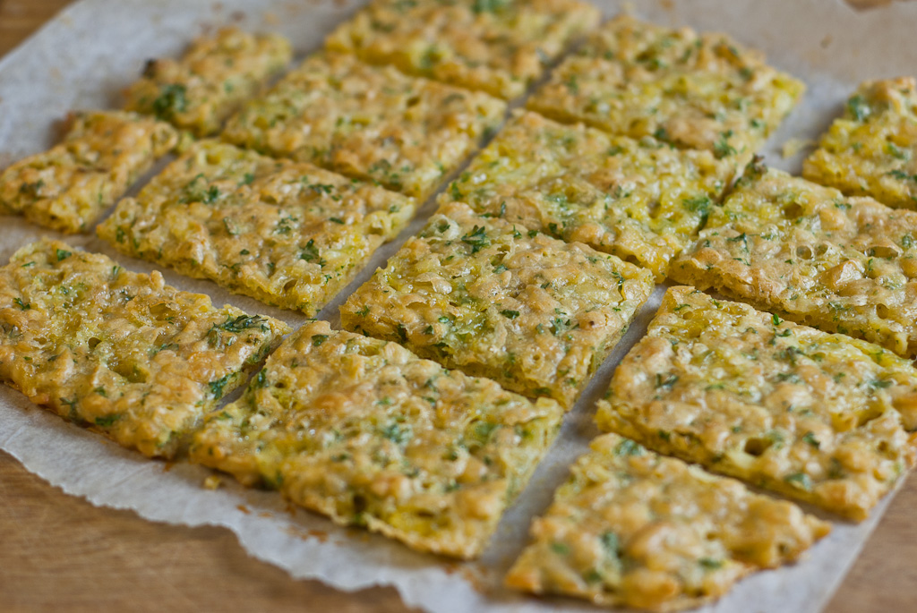 Camembert rice flake crackers - low Fodmap and gluten-free