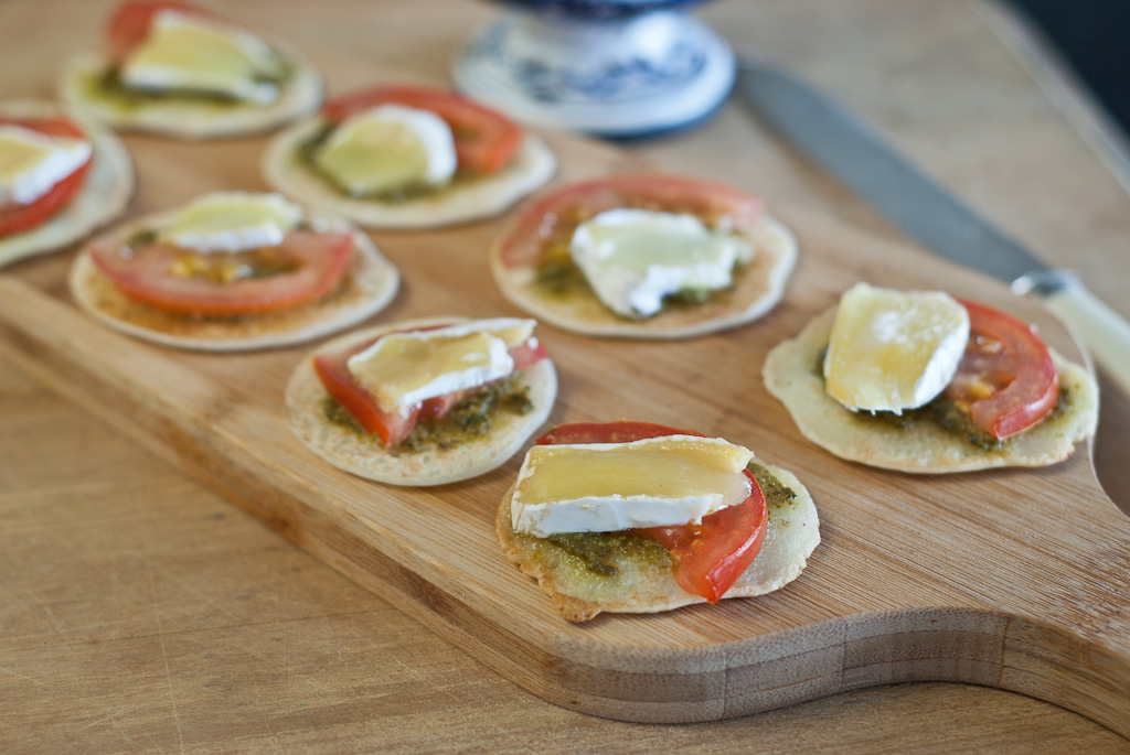 Tomato pesto nibbles - low Fodmap and gluten-free