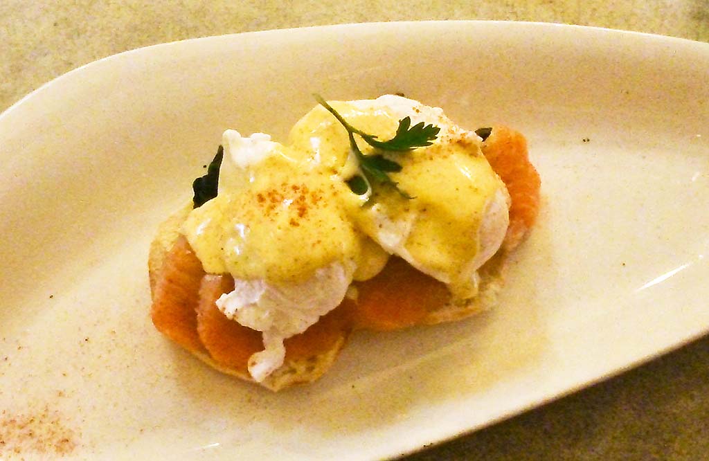 Eggs Benedict