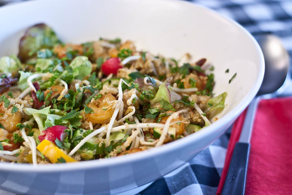 Dinner: Prawn, quinoa and vegetable salad